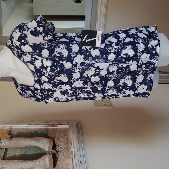 Simply Vera Top - Picture 6 of 11